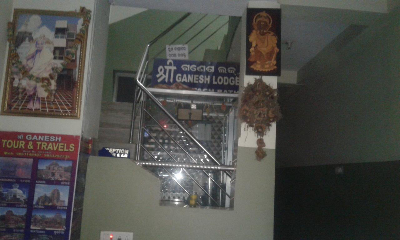 Ganesh Lodge Пурі Екстер'єр фото